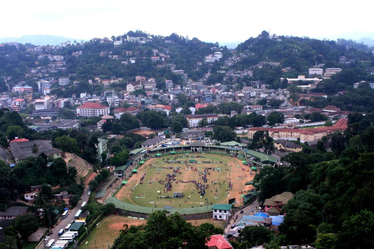 The Peak Pavilion Kandy Eksteriør bilde