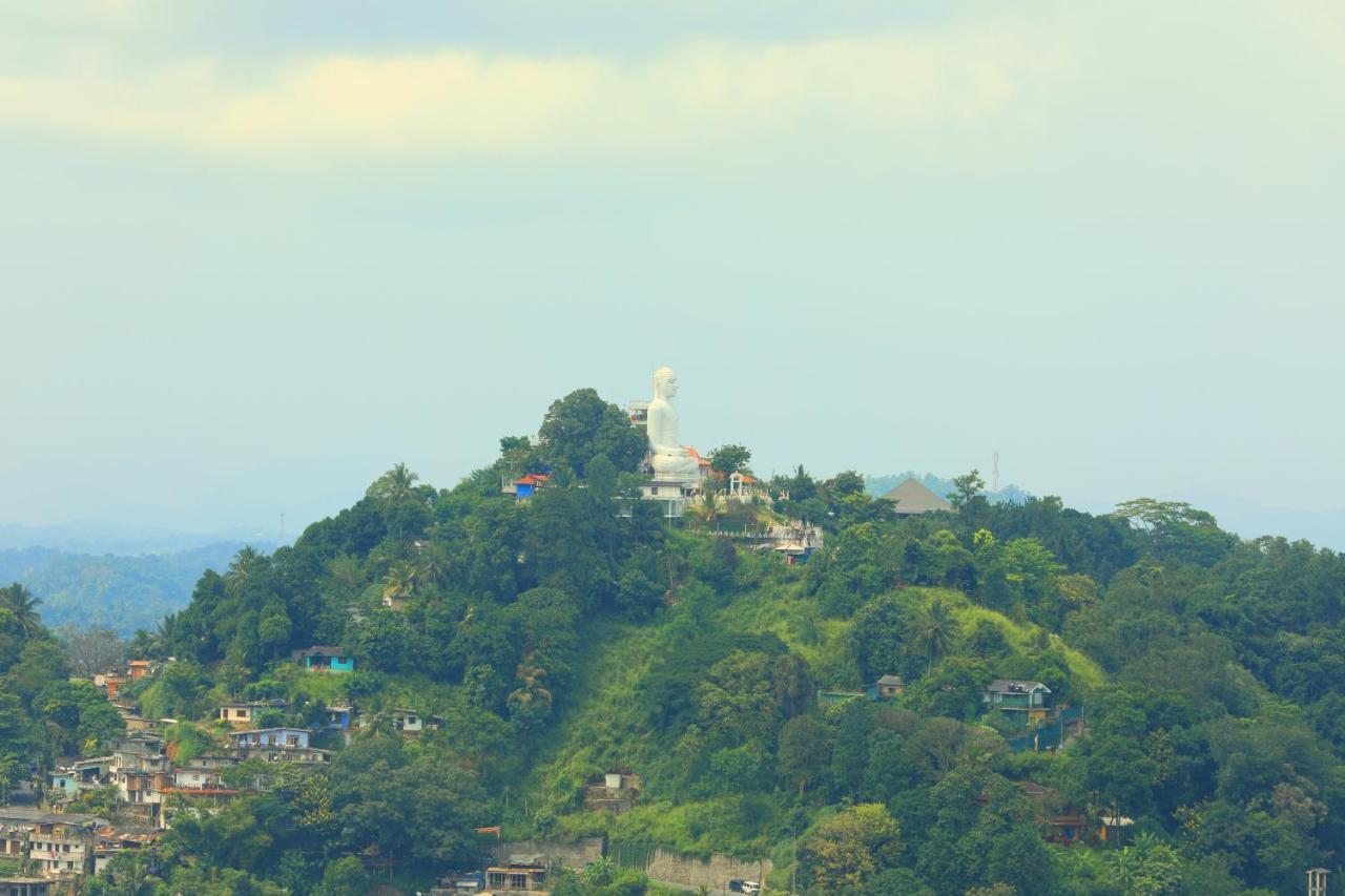 The Peak Pavilion Kandy Eksteriør bilde
